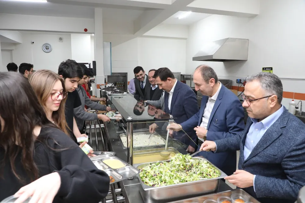 Başkan Hasan Kılca Fen Lisesi Öğrencileriyle İftar Yaptı!