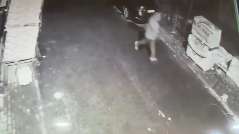 Görüşme İsteğini Kabul Etmeyen Kadının Yüzüne Kezzap Attı!