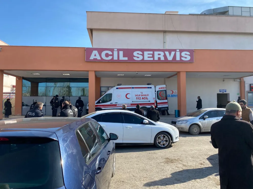 Plan Yapıp Otomobili Kurşunladılar! 2 Kişi Öldü, 1 Kişi Yaralandı...