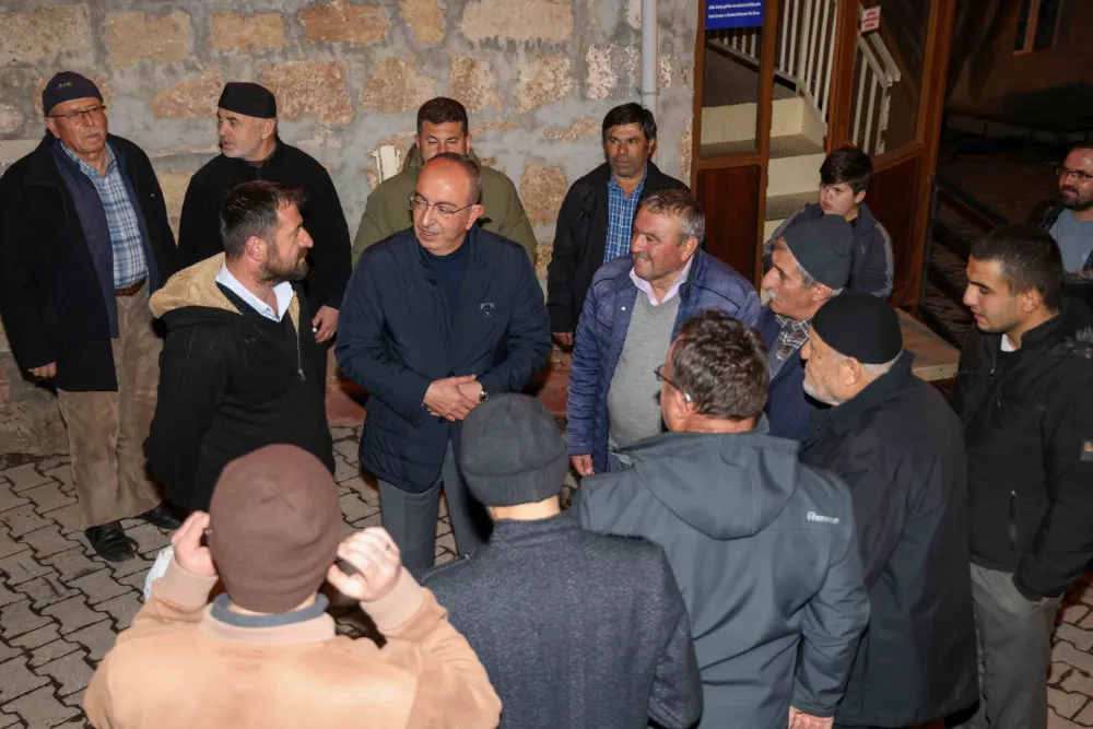 Başkan Kavuş Teravih Sonrası Vatandaşlarla Bir Araya Geldi!