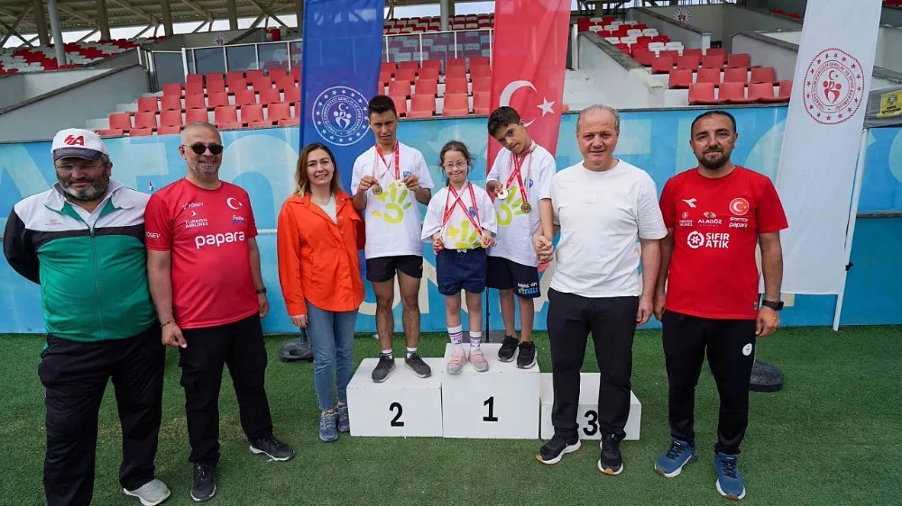 DOSD Meram Spor Kulübünde madalya yağmuru